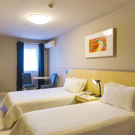 Jingjiang Inn Shanghai Hutai Road Экстерьер фото