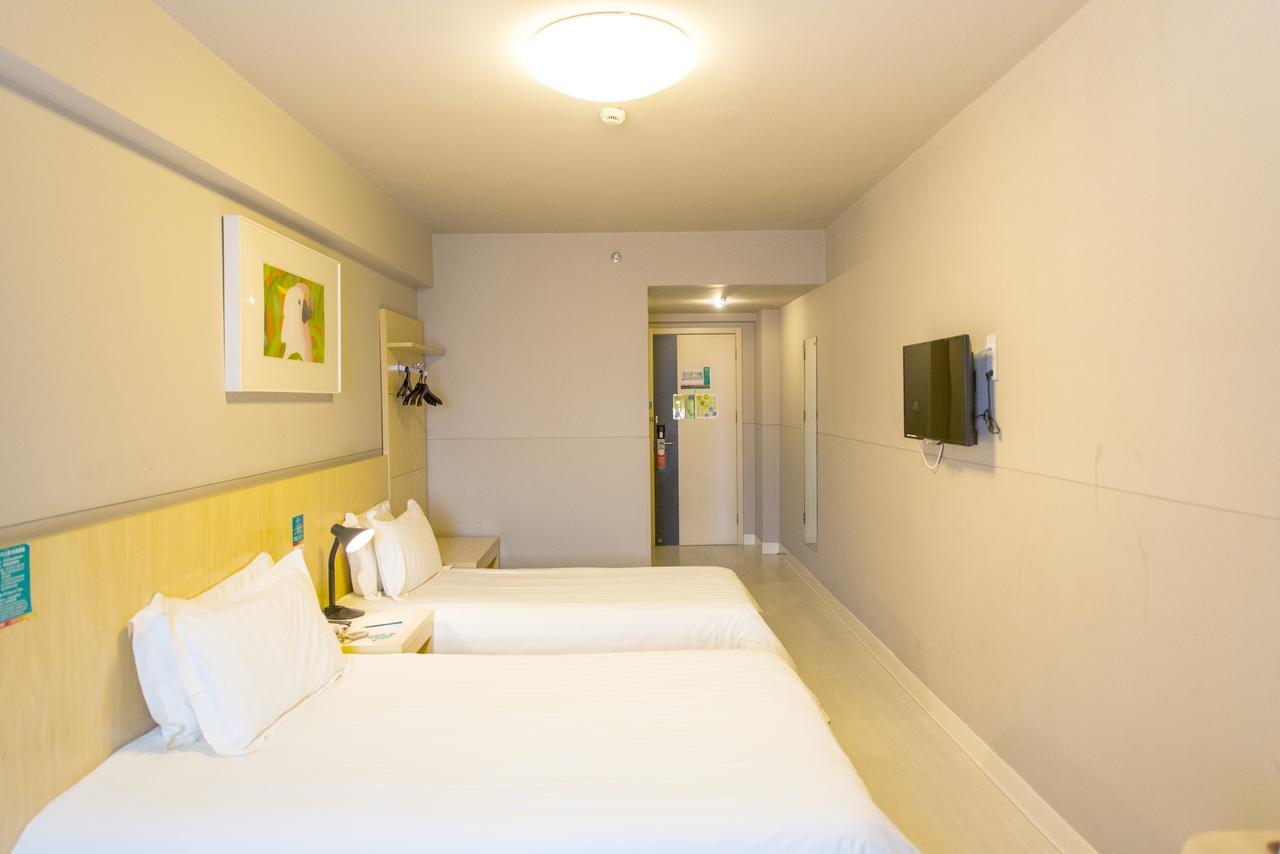 Jingjiang Inn Shanghai Hutai Road Экстерьер фото