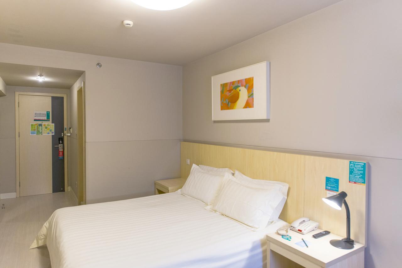 Jingjiang Inn Shanghai Hutai Road Экстерьер фото