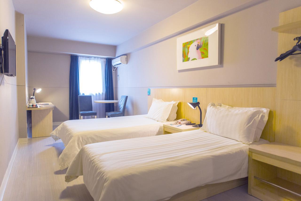 Jingjiang Inn Shanghai Hutai Road Экстерьер фото