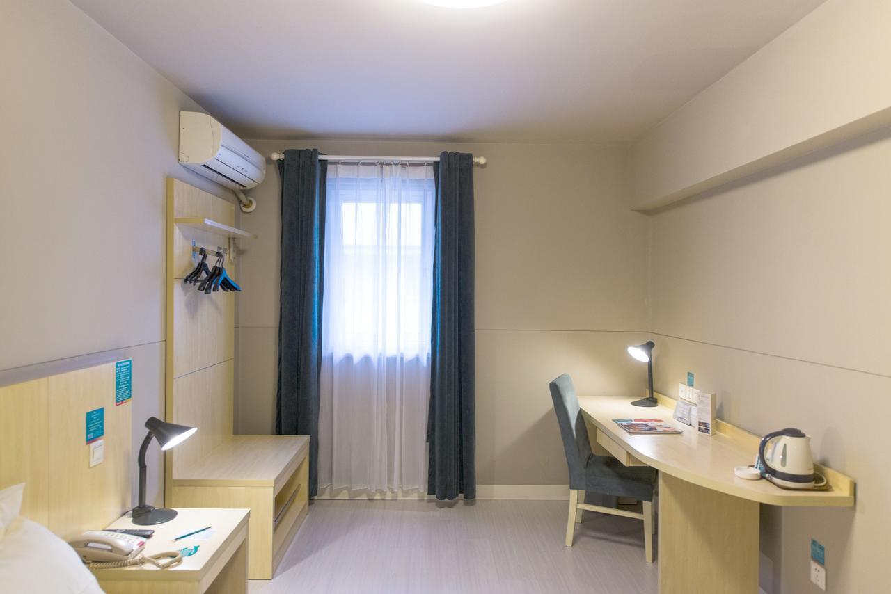 Jingjiang Inn Shanghai Hutai Road Экстерьер фото
