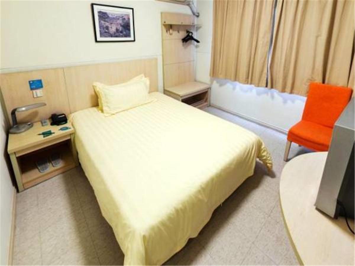 Jingjiang Inn Shanghai Hutai Road Экстерьер фото